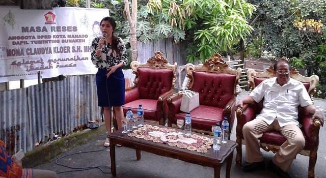 MONA KLOER Reses di Kelurahan Sumompo