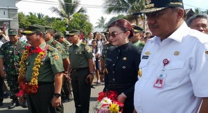 TETTY PARUNTU Sambut Wakasad Tutup Kegiatan TMMD Ke 96