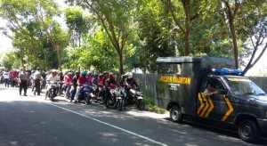 Karyawan Demo, Petinggi Coca-cola “Kabur”