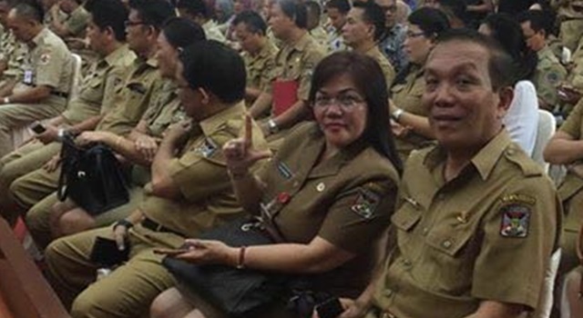 Turut Hadir Dalam Penganugerahan Opini WTP Jajaran Pemkab Minahasa. Beberapa Diantaranya Adalah Asisten I Setdakab Denny Mangala, Kepala Inspektorat Frits Muntu, Kaban BPKAMD Riany Sumarno serta Kepala BPMPD Jeffry Sajow