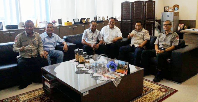 Bupati JAMES SUMENDAP Perjuangkan Rp14 Miliar Dana Kedaruratan di BNPB