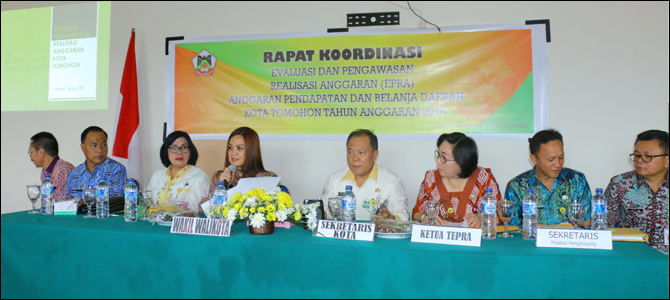 Syerly Sompotan Buka Rakor EPRA Pemkot Tomohon