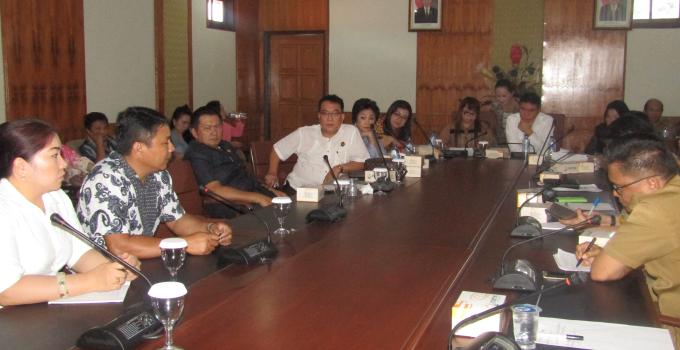 Honorer Tomohon yang Mengadu Ternyata Korban Pilkada