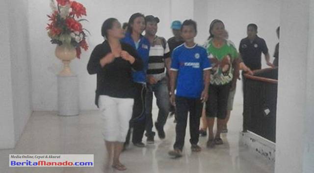 Masyarakat Desa Kilometer 3 saat akan bertemu dengan Wabup Franky Wongkar