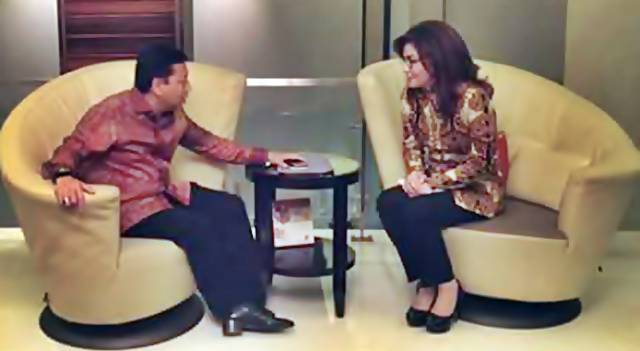 SETYA NOVANTO bersama TETTY PARUNTU