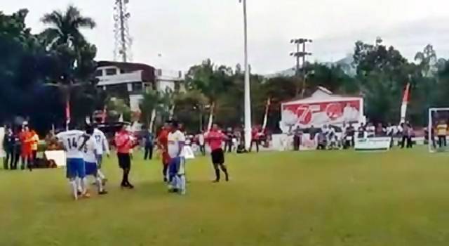 Hebat 1 menjamu JMT Hebat Mitra