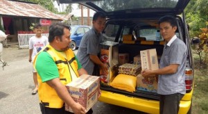 Golkar Minut Salurkan Bantuan Bagi Korban Kebakaran di Pinenek