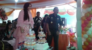 BERITA FOTO: Ketika AGUS SIRAIT dan VONNIE PANAMBUNAN Bertemu. Lihat Reaksi Keduanya!