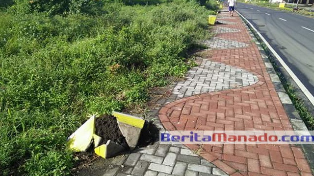 pengrusakan pot