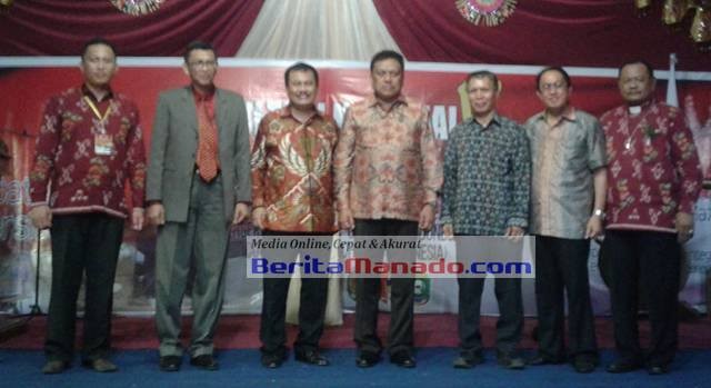 Gubernur Sulut saat berada di Palu Sulteng.