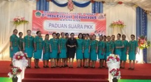 HUT MINUT: Paduan Suara PKK Menggema