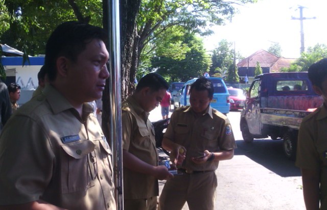 KADIS PU Ingatkan Kontraktor Selesaikan Pekerjaan Tepat Waktu