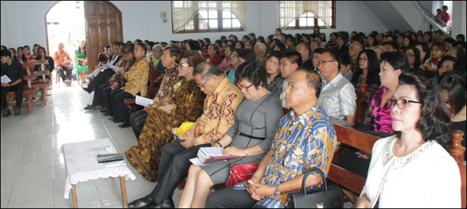 Dari Peringatan HUT ke-138 Jemaat GMIM Bukit Zaitun Kumelembuai