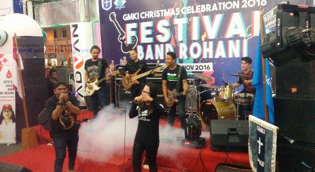 Para Tim Juri turut mengisi acara dalam Festival Band Rohani GMKI