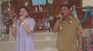 VONNIE PANAMBUNAN-JOPPI LENGKONG Yakin Minut Semakin Diberkati Tahun 2017