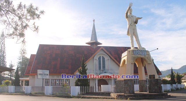 Gereja GMIM Schwarz Sentrum Langowan