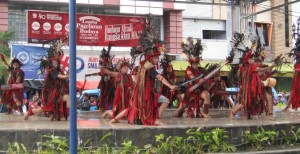 BERITA FOTO: Meriah, Pentas Seni Budaya Tarian Kabasaran di TKB