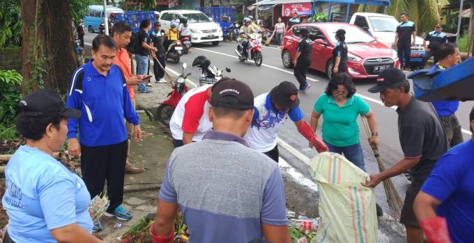 ASN Pemkot Gelar Bersih-Bersih Manado