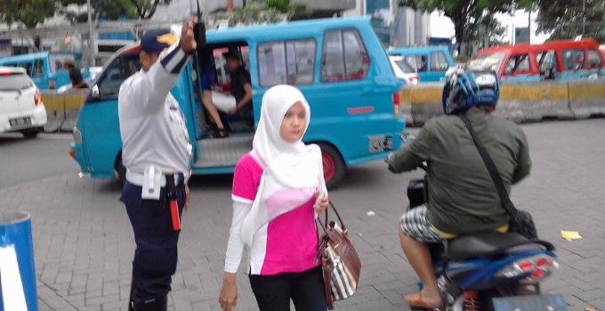 Berjalan di Pusat Kota harus Mematuhi Aturan Ini