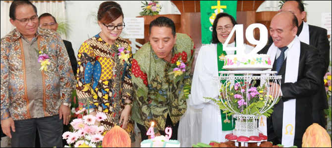 GMIM Getsemani Lansot Peringati HUT ke 49