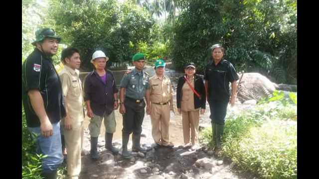 TNI dan Dinas Pertanian Minsel Cetak 100 Ha Sawah Baru di 2017