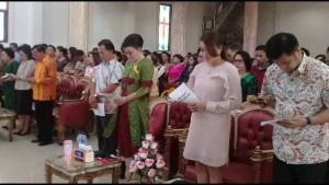 Bupati TETTY PARUNTU Hadiri Pelantikan Panitia di GMIM Betlehem Ranomea