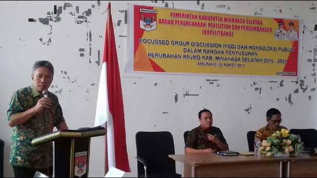 Wabup FRANKY WONGKAR Buka FGD dan Forum Diskusi