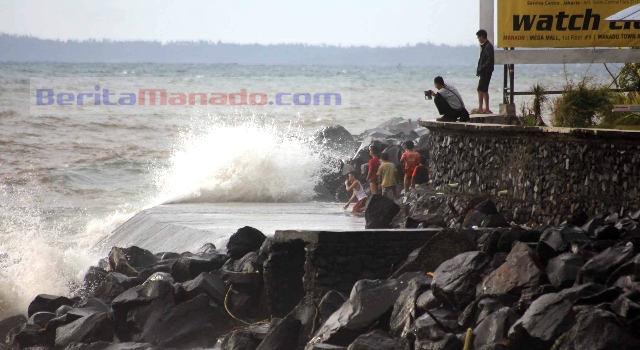Cuaca Buruk, Nelayan Karangria Manado Terpaksa Hentikan Aktivitas Melaut