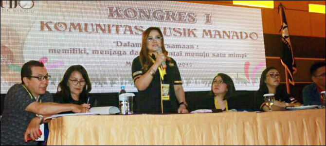 Syerly Sompotan Nahkodai Komunitas Musik Manado
