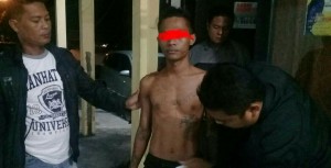 Takut Didor, Ipong Datangi Polsek Aertembaga
