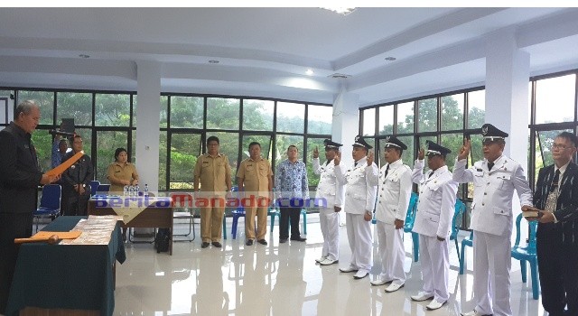 Rivino Dondokambey Lantik 5 Pejabat Hukum Tua di Minut 8 Asisten I Rivino Dondokambey melantik dan mengambil sumpah kepada pejabat hukum tua.