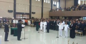 Dilantik OLLY DONDOKAMBEY, YASTI SOEPREDJO dan JABES GAGHANA Resmi Jadi Bupati