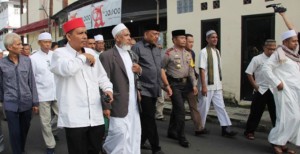 Kapolda Sulut Hadiri Tradisi Iwadh di Kelurahan Istiqlal Manado