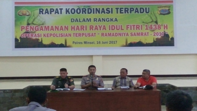 ARYA PERDANA: Polres Minsel "All Out" Amankan Pelaksanaan Idul Fitri 2017