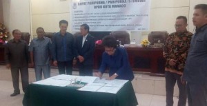 DPRD Manado Paripurnakan LKPJ Walikota Tahun 2016