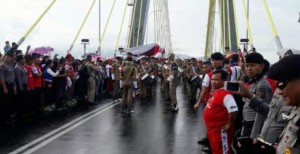 Ribuan Warga Banjiri Parade Pancasila