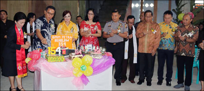 Dari HUT ke-154 Jemaat GMIM Petra Kinilow