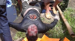 Mayat Pria Berbaju Hitam Ini Ditemukan di Pintu Air DAS Tondano