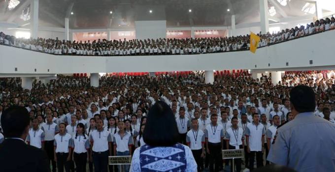 BERITA FOTO: Penasihat Presiden Hadiri Penutupan PK2MB Unsrat 10 Penutupan PK2MB Unsrat