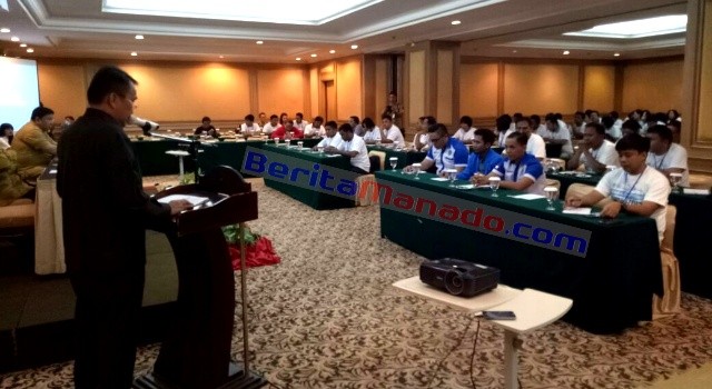Kominfo Manado Gelar Workshop Deklarasi Anti Hoax 8 Mickler Lakat Saat memberikan sambutan