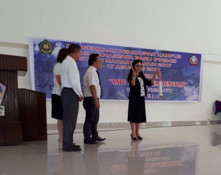Ketua STAKN Manado JEANE TULUNG, Resmi Membuka PK2MB
