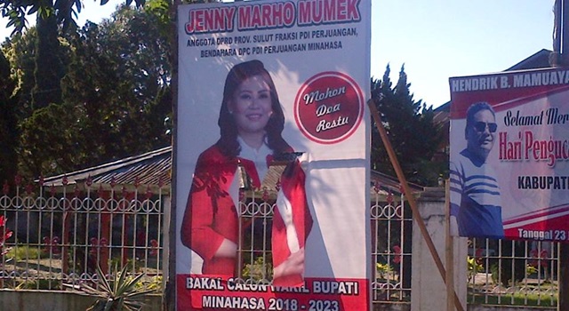 Baliho JEANNY MUMEK Dirusak