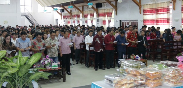Rombongan Pemkab Mitra beribadah di Jemaat GPID Pniel Palu