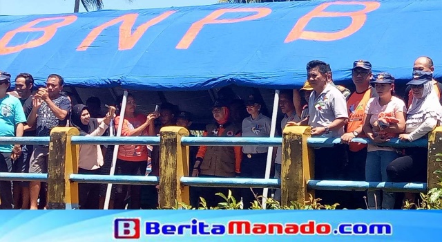 SEKOLAH SUNGAI: Warga Sarawet Dilatih Siaga Bencana
