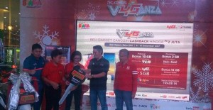 Program Pesta Blanja Poin Telkomsel, Pelanggan Manado Menangkan Satu Unit Motor
