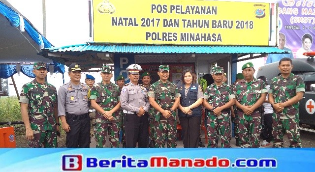 Danrem 131/Santiago Brigjen TNI Joseph Robert Giri didampingi Kasrem Kolonel Inf Endro Satoto, Kasi Ops Kolonel Inf David Hasibuan, Kasi Intel Kolonel Arm Soegeng Riyadi, Dandim 1302/Minahasa Letkol Inf Nixon Juberth Purnama STh, Kapenrem Mayor Inf Fathan Ali beserta rombongan meninjau langsung pos-pos pengamanan tahun baru yang ada di Minahasa, khususnya Tomohon, Kawangkoan, Langowan dan Tondano, Minggu (31/12/2017) pagi hingga siang tadi. 