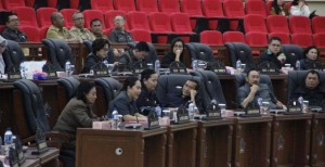 Di Paripurna Reses, Gubernur OLLY DONDOKAMBEY Bilang Hampir Semua Sudah Diakomodir