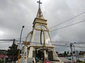 BERITA FOTO: Menara Alfa Omega Tomohon
