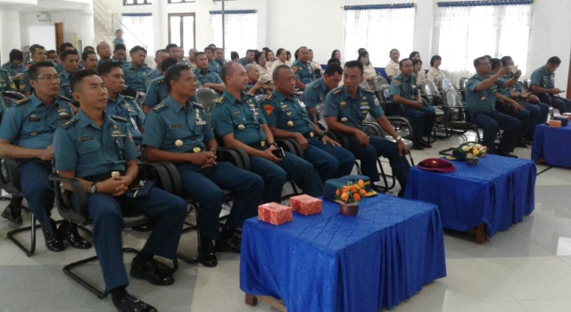 Lantamal VIII Bekali Prajuritnya Pengetahuan Hukum Dan Bahaya HIV/AIDS