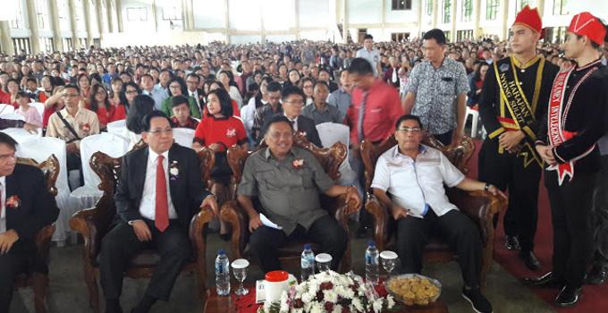 Bertemu di Tompaso, Ini Harapan Gubernur OLLY DONDOKAMBEY kepada Jemaat Advent dan PKB KGPM